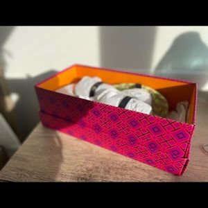 Tory Burch sandals worn 2x on vacation 🏝